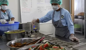 Hari Perdana, Polres Meranti melalui SPPG Salurkan MBG ke 1.469 Siswa dan Siswi Berbagai Jenjang Pendidikan