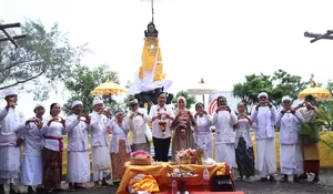 Bupati Jember Gus Fawait Sambangi Area Persembahyangan Umat Hindu di Pantai Paseban, Tegaskan Komitmen Toleransi