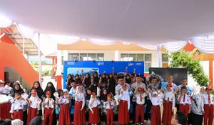 Peringati Hari Guru, BRI Peduli Berikan Apresiasi dan Salurkan Bantuan di SDN Sukamahi 02 Megamendung