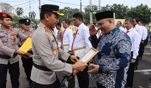 Berhasil Ungkap Kasus Berat, Kapolres Depok Beri Penghargaan ke 56 Polisi Berprestasi hingga 4 Warga Sipil