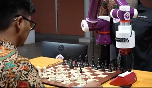 Canggih! Universitas Gunadarma Luncurkan Robot Catur Cerdas Tartakower