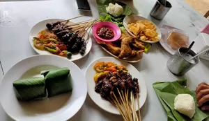 5 Tempat Sate Maranggi Paling Enak di Purwakarta, Ramai dan Wajib Dicoba!