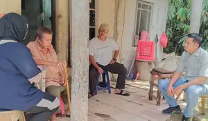 Tanggap Darurat Bencana, Anggota DPRD Abdul Khoir Turun Langsung Amankan Korban Longsor di Jatijajar