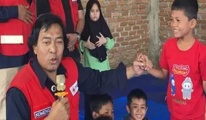 Aksi Komeng di Lokasi Bencana Sumatera Tuai Pujian, Dinilai Lebih Tulus daripada Anggota Dewan Lain