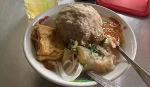 Murah Meriah tapi Bikin Nagih! Ini 5 Bakso Kikil Paling Terjangkau dan Laris di Jember