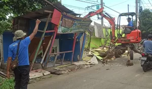 Pemkot Bongkar Bangunan Liar di Kemiri Muka! Jadi Pintu Masuk Normalisasi Saluran, Upaya Mewujudkan Depok Bebas Banjir