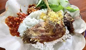5 Warung Nasi Bebek Goreng Legendaris di Surabaya, Favorit Pecinta Kuliner