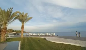 Tak Cuma Baluran, Ini 5 Destinasi Wisata Pantai Situbondo yang Cantiknya Bikin Betah Liburan