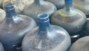 Galon Lanjut Usia Masih Beredar di Jabodetabek, KKI : Bahaya, Harusnya Sudah Ditarik dari Pasar