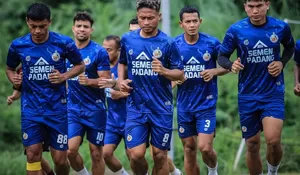 Big Match Senin Malam di Stadion H. Agus Salim! Prediksi Skor Semen Padang vs Persija Jakarta BRI Super League 2025