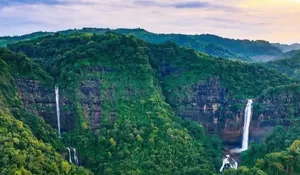 Menikmati Suasana di Sukabumi, Hadirkan Pesona Wisata Alam dan Kaya Sejarah Budaya