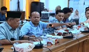 Tersulut Ucapan Direktur, Anggota DPRD Batang Hari Amin Hudori Naik Pitam di RDP PT Superhome