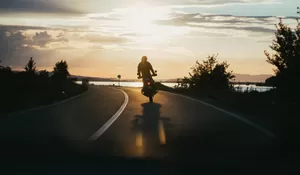 Tips Berkendara Motor Hemat Bahan Bakar. Kenali Cara Yang Benar Untuk Hindari Pemborosan!