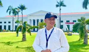 Jalan-Jalan Di Kota Tua Bareng Haidar Husein, Pramuwisata Muda Profesional Dari Jakarta