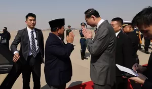Prabowo Dapat Sambutan Hangat Dari Tiongkok Setibanya Di Beijing, Dari Sapaan Hingga Buket