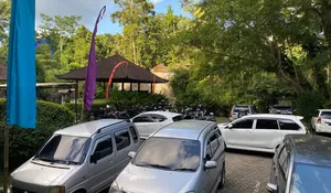 Weekend Ini Parkiran Espa Yeh Panas Penatahan Masih Ramai, Bukti Wisatawan Tetap Menunjukkan Antusiasmenya