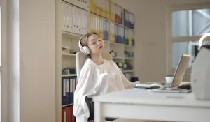 7 Tips Ampuh Menghilangkan Kelelahan Saat Jam Istirahat Siang