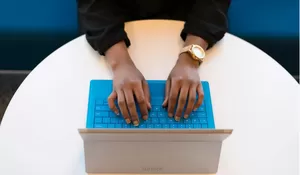 10 Tips Lancar Mengetik Dengan Benar Dan Cepat, Pelajari Dan Simak Satu Per Satu!