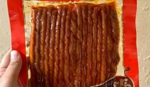 Mengenal Latiao Yang Viral Di TikTok, Camilan Pedas Berbentuk Stik Yang Populer Dari Negeri Tirai Bambu