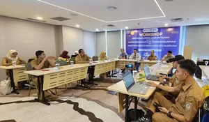 PERKUAT EDUKASI CINTA BANGGA PAHAM RUPIAH KEPADA PELAJAR