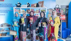 PELAKU UMKM PEREMPUAN DIBEKALI AI DAN STRATEGI DIGITAL DALAM PROGRAM KOLABORATIF DI BALIKPAPAN