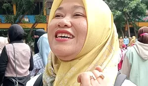 CINTA IBU DAN ANAK DI HARI PERTAMA SEKOLAH