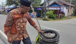 PIPA BESI BAHAYAKAN PENGGUNA JALAN, JAPAR SIDIK MINTA PEMKOT SEGERA BERTINDAK