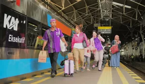 Momen Libur Tahun Baru Islam 1448 H: Stasiun Yogyakarta Tersibuk, Penumpang Kereta Melonjak hingga 72.596 Orang