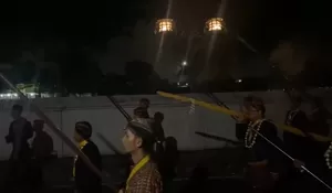 Respati Ardi Ikuti Kirab Pusaka Dalem Malam 1 Suro Mangkunegaran, Ajak Warga Introspeksi Diri