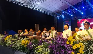 20 Ribu Jamaah Padati Gempass Bersholawat Jilid 2, Pasoepati Serukan Persatuan dan Doakan Persis Solo Bangkit