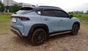 Panduan Lengkap Pemula Beli Mobil Bekas: Cek Riwayat Servis Hingga Kolong Mobil Biar Aman