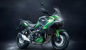 Kawasaki Perkenalkan Versys 900 SE LT: Perpaduan Performa Z900 dan Kenyamanan Touring