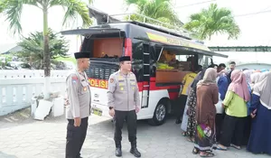Dekatkan Pelayanan ke Warga, Polres Blitar Gelar Jumat Berkah dan Jumat Curhat di Talun