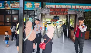 Pastikan Keamanan Pengunjung, Sat Samapta Polres Blitar Pantau Blitar Park   