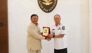 Gubernur Paparkan Potensi Maritim Sultra dalam Audiensi dengan KKP