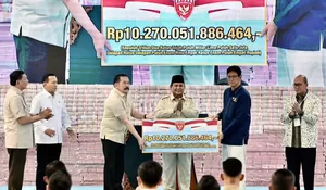 Ke-4 Kalinya, Kejagung Serahkan Uang Denda Hasil Satgas PKH ke Menkeu. Presiden: Saya Bangga