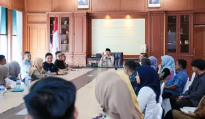 Terima Audiensi PPPK Paruh Waktu, Gubernur Sultra Pastikan Gaji Tetap Dibayarkan