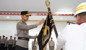 Pembinaan Tradisi Peringatan Hari Bhayangkara ke-80, Kapolda Sultra Pimpin Upacara Pemuliaan Pataka Dharma Cakti Raharja