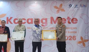 Bidkeu Polda Sultra Raih Penghargaan Laporan Keuangan Terbaik Tingkat Sulawesi Tenggara