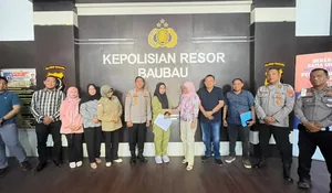 Sepakat Damai, Ibu yang Tahan Rapor Siswa di Baubau Minta Maaf, Pelapor Cabut Laporan