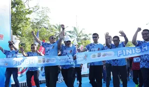 Ribuan Masyarakat Ikut Meriahkan Bhayangkara Sultra Run 2026