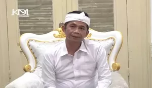 Dalam lirik lagu itu, Om Zein mengungkapkan rasa syukurnya terlahir sebagai laki-laki karena risiko yang lahir jauh lebih besar seandainya kenakalan i