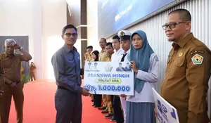 3.500 Siswa SMA, SMK, dan SLB Terima Beasiswa Pemprov Sultra