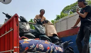 Selundupkan 12 Motor Curian Pakai Truk Angkut Kasur, Ditangkap di Tol Cikupa Tangerang