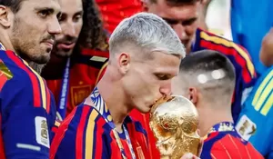 Juara Piala Dunia 2026, Begini Kata Dani Olmo soal Gestur Pemain Argentina saat Spanyol Angkat Trofi