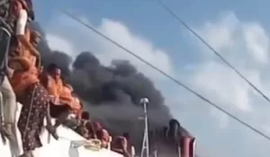 KMP Mutiara Sentosa 2 Terbakar di Perairan Sumenep, Penumpang Panik Lompat ke Laut