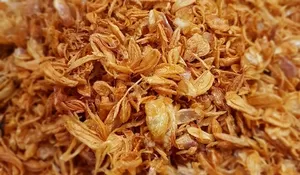 Jangan Sampai Gosong! Begini Cara Membuat Bawang Goreng Renyah dan Tahan Lama
