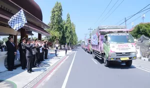 Polri Serentak Gerakkan 44 Truk Bantuan untuk Masyarakat Terdampak Gempa Flores