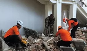 Gempa M 7,7 Landa NTT: 71 SPPG Alihkan Program MBG ke Posko Pengungsian