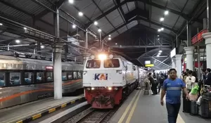 4 KA Alami Keterlambatan Imbas Gangguan Operasional, KAI Daop 8 Minta Maaf